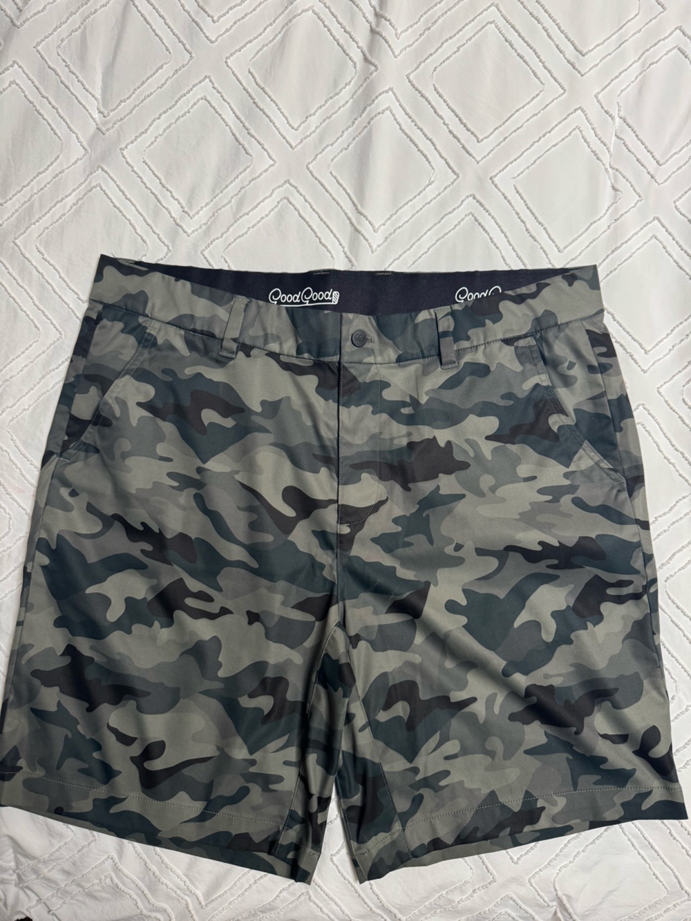 Good Good Golf Camo Shorts size 16